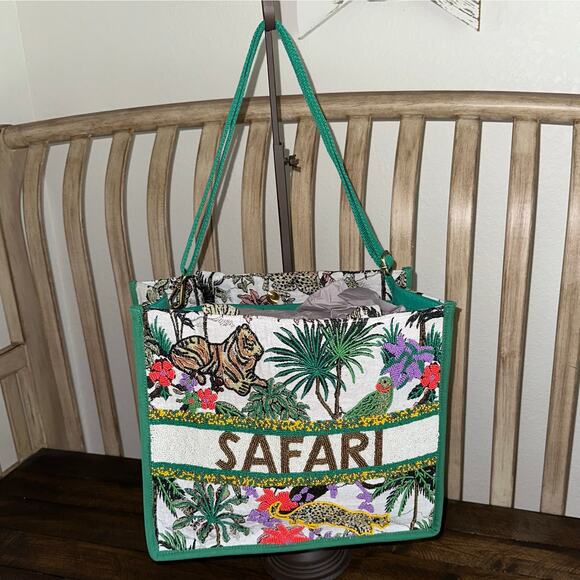 America & Beyond African Safari Limited Edition Hand Beaded Crossbody Tote K665 - Picture 9 of 17